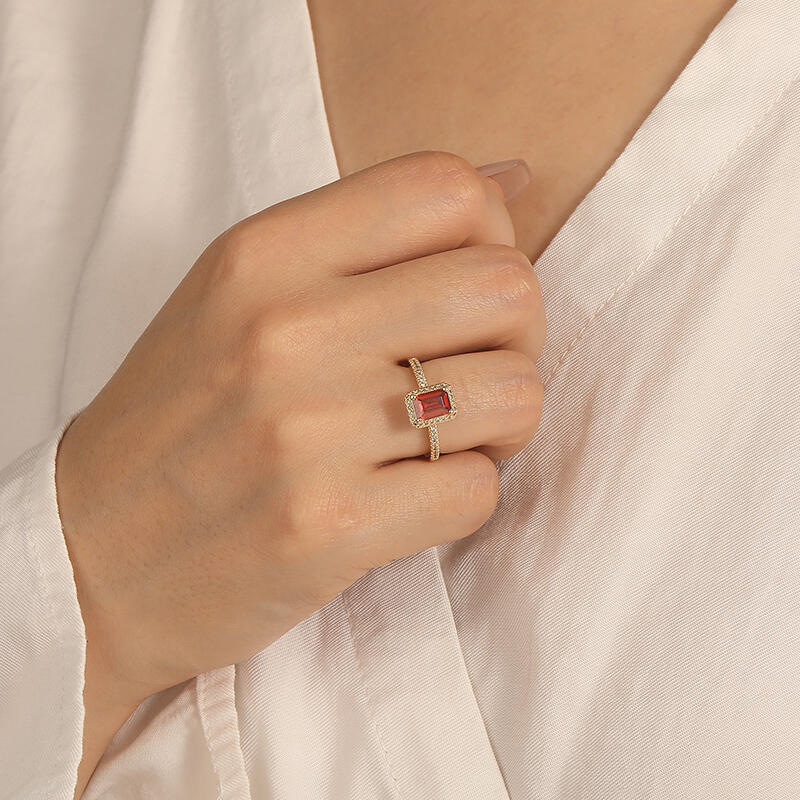 "Allerliebster Schatz" Smaragd-Schliff Halo-Verlobungsring