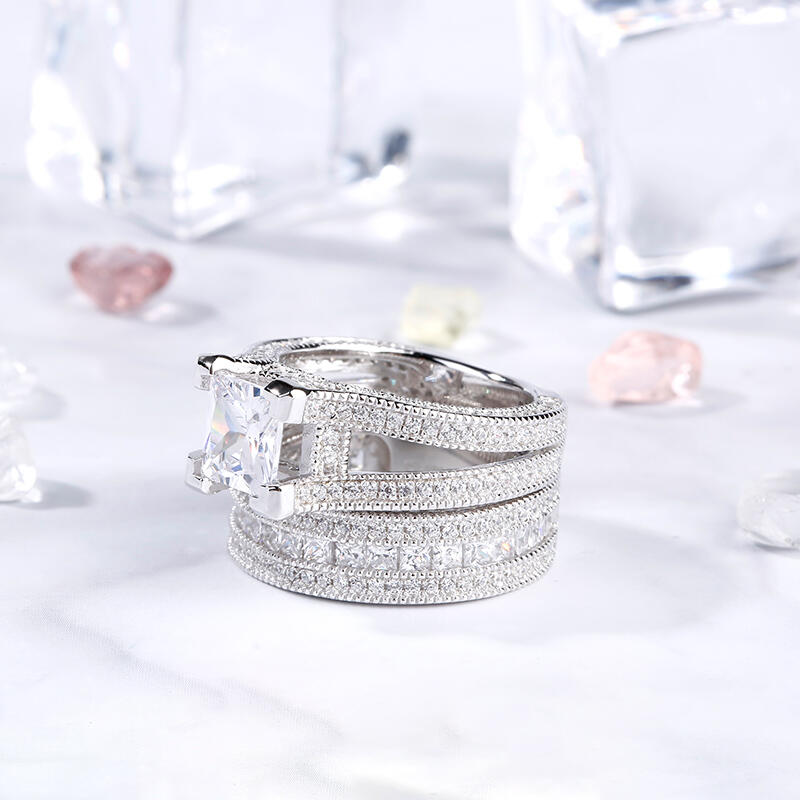 Jeulia Milgrain Princess Cut Sterling Silver Ring Set