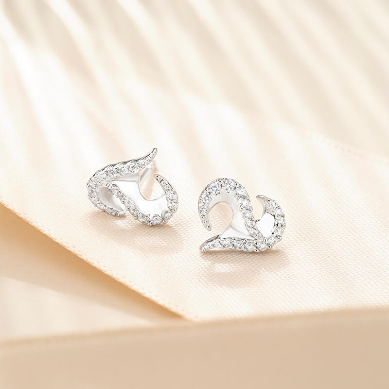 Jeulia Logo Shape Heart Sterling Silver Earrings