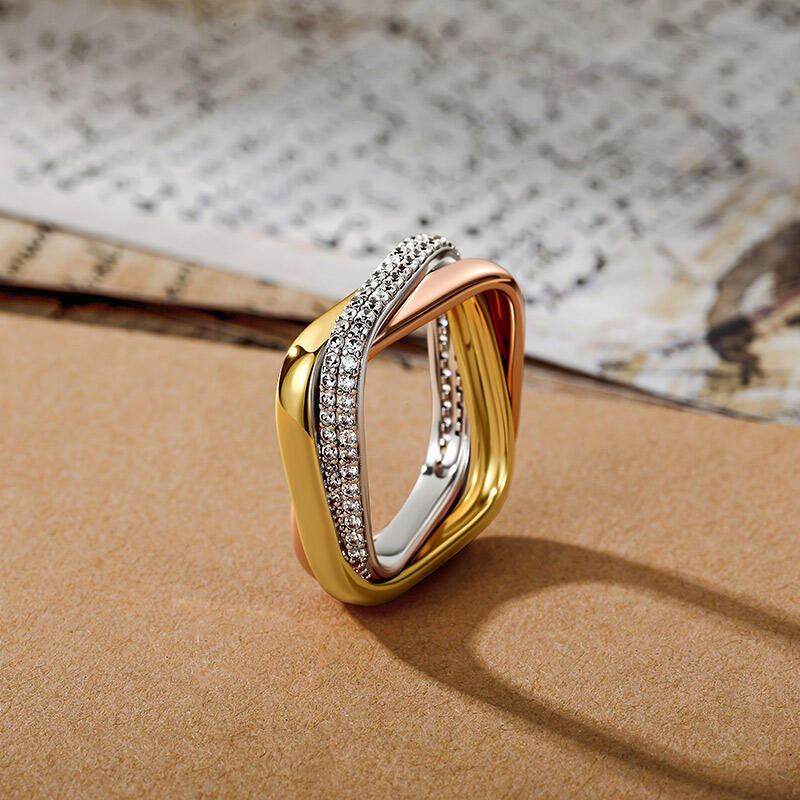 Jeulia Geometric Trinity Wedding Band for Women