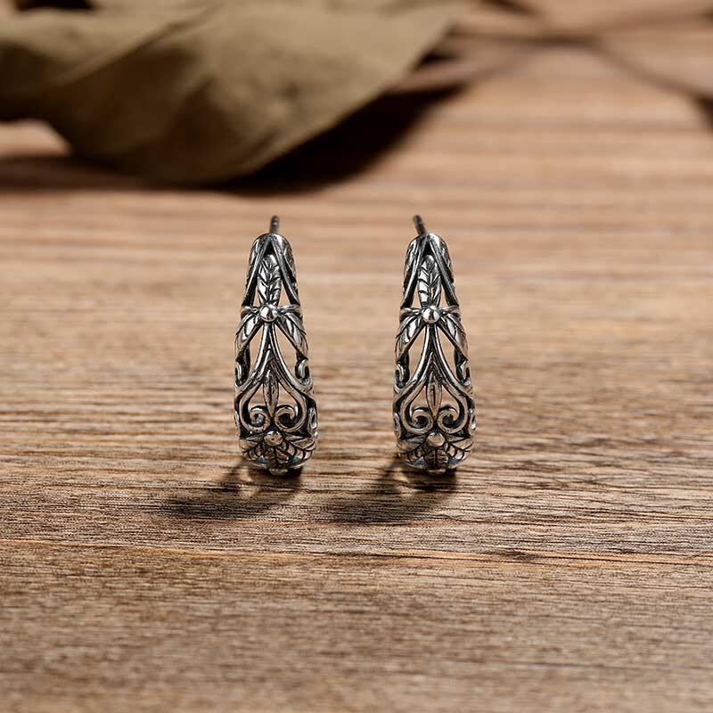 Jeulia Pendientes con el estilo de plantas en forma de media luna de plata de ley