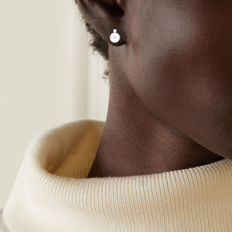 "Eine Einfache Melodie" Süßwasserperlen-Steckerohrringe 7,5-8,0 mm