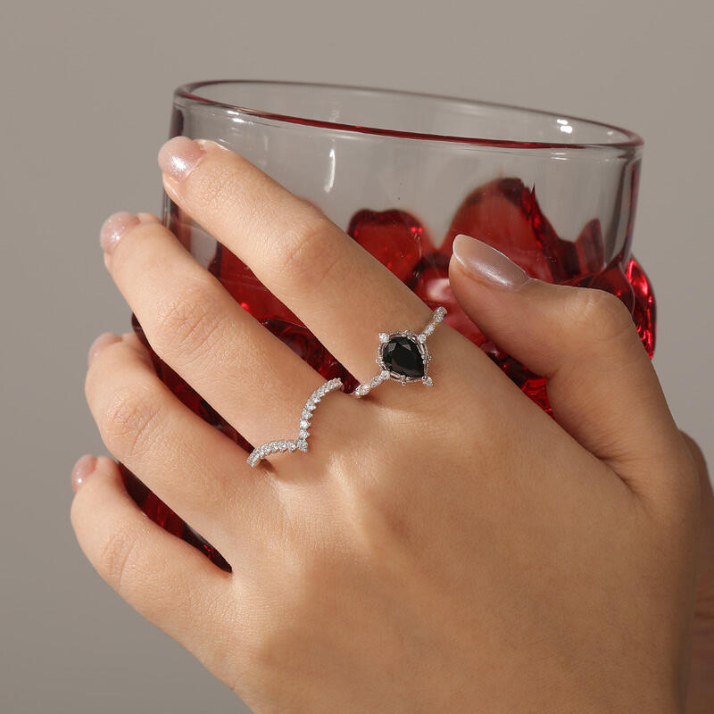 Jeulia Conjunto de Anillos de Plata de Ley con Corte de Pera de Estilo Art Deco