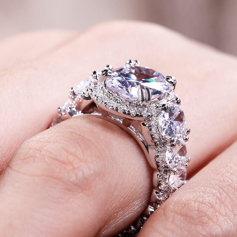 Jeulia Anel de prata esterlina com corte oval halo artístico