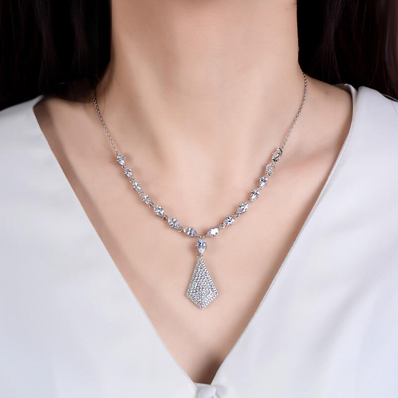 Jeulia "Gorgeous Beauty" Art Deco Marquise Cut Sterling Silver Necklace