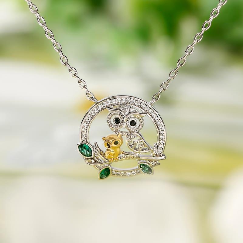 Jeulia "Always by My Side" Mother and Baby Cute Owls Round Sterling Silver Necklace