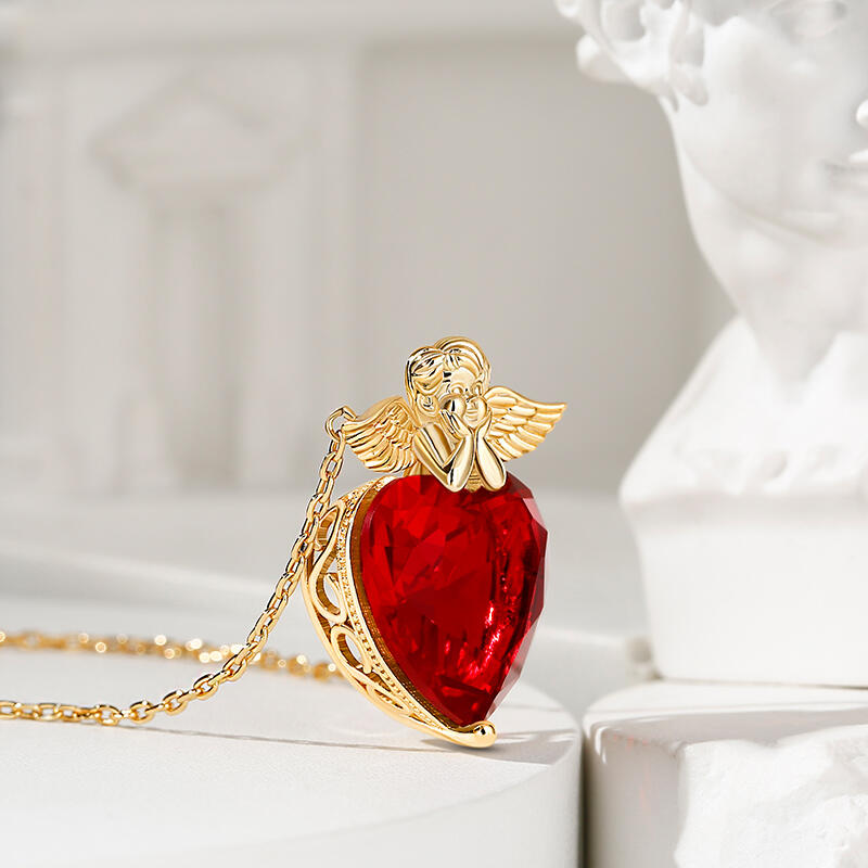 Jeulia Collar con colgante de corazón de Cupido de plata de ley