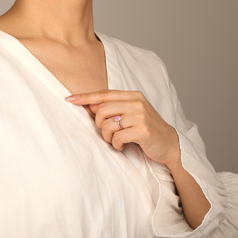 "Brave Love" Pear Cut 2pcs Bridal Set