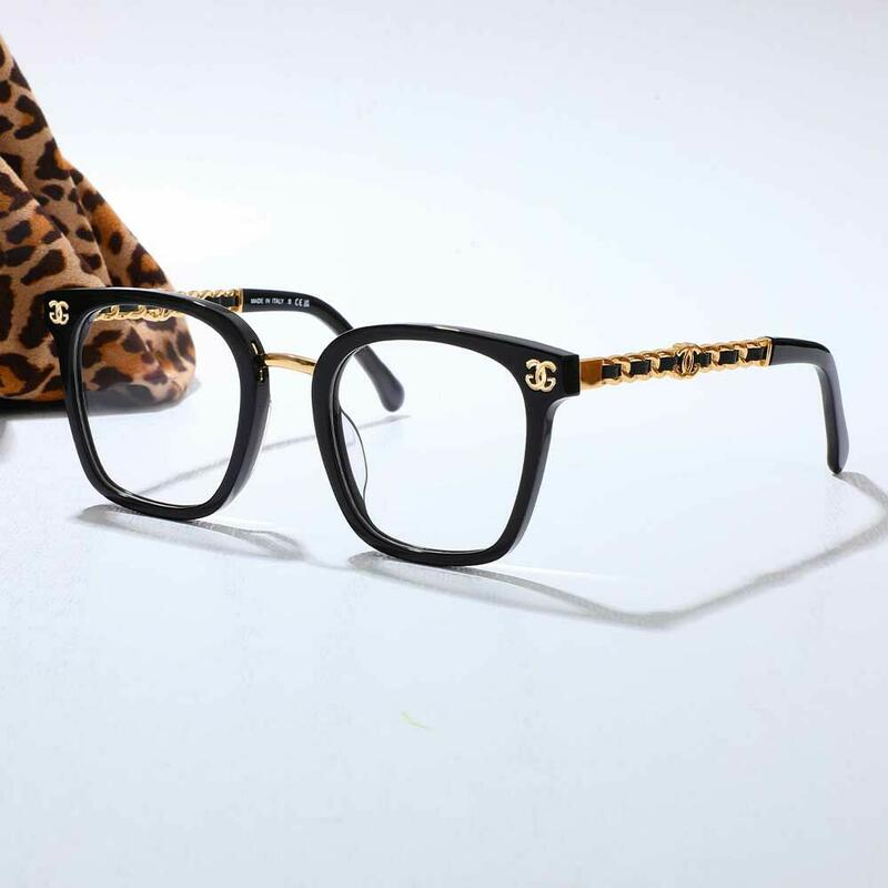 Abbey Quadratische Schwarze Brille