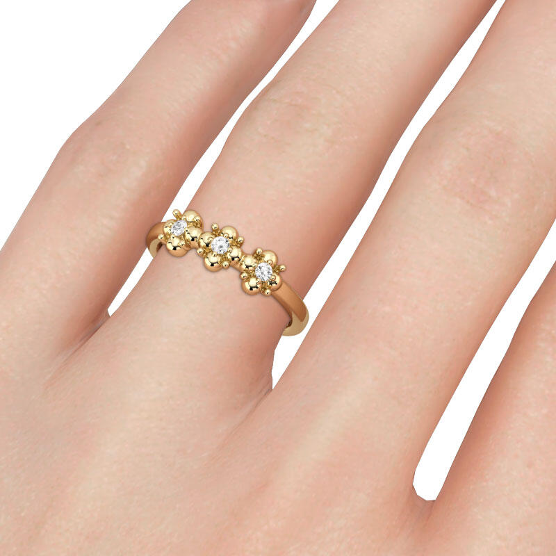 Jeulia 3つストーン ラウンドカット シルバー リング