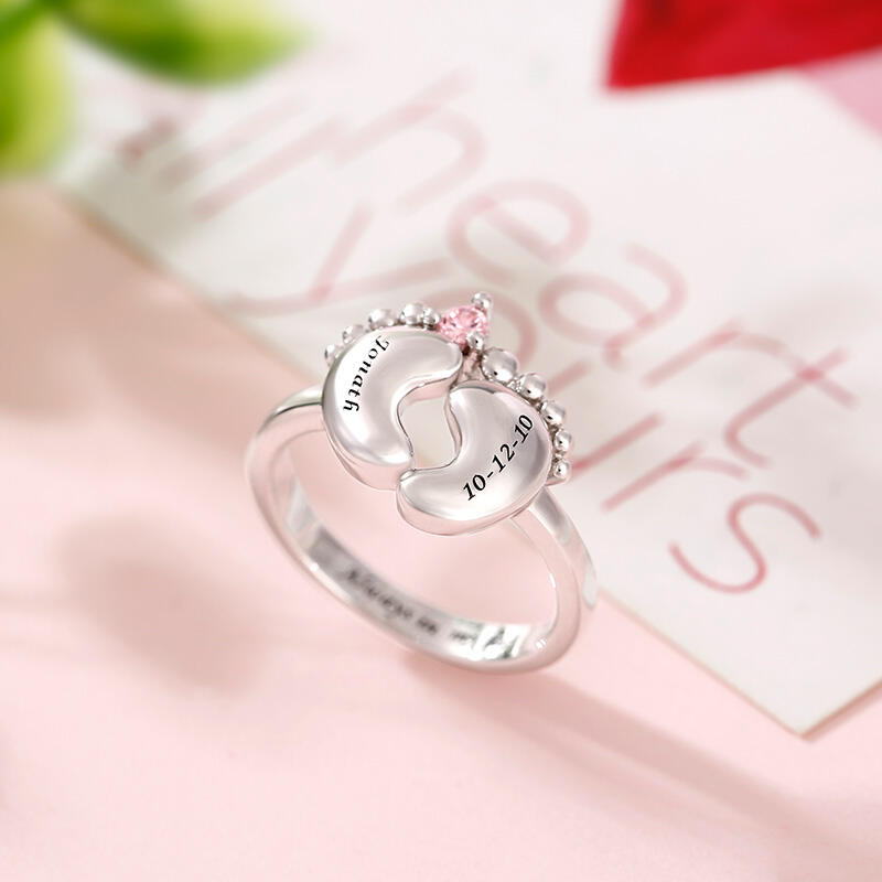 Jeulia Baby Feet with Birthstone Ring