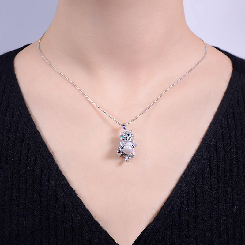 Jeulia  "Appear and Disappear at Will" Cat Sterling Silver Necklace