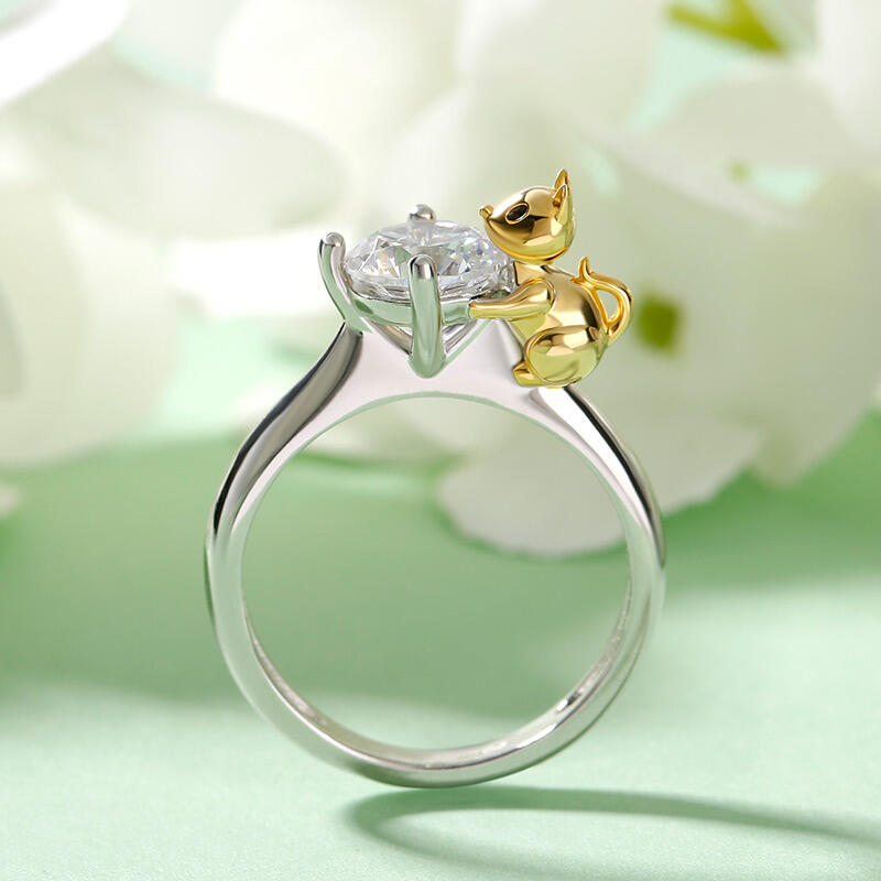 Jeulia Hug Me "Play with Me" Cat Round Cut Sterling Silver Ring