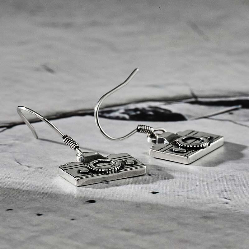 Jeulia "Cool Camera" Sterling Silver Earrings