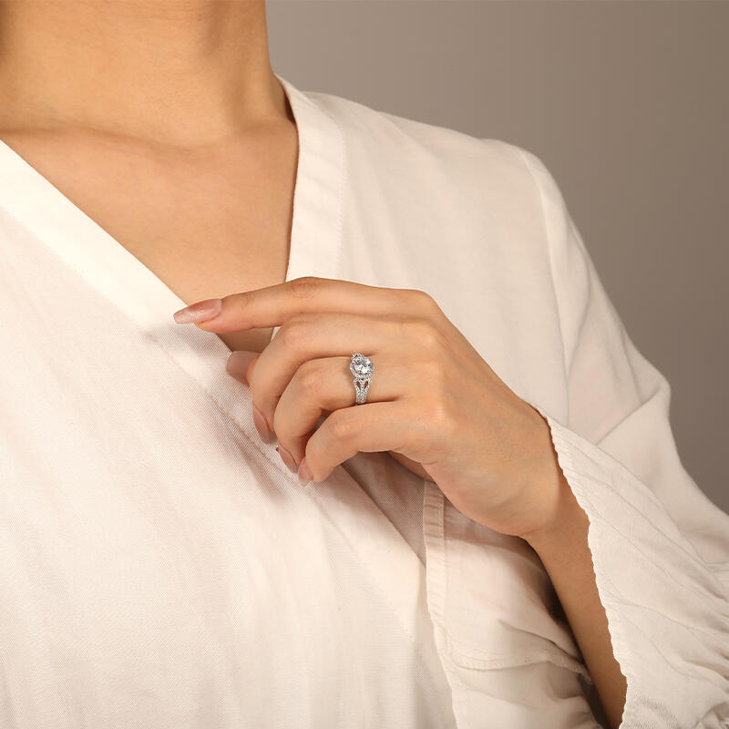 "Honor Of Love" Round Cut Halo Engagement Ring