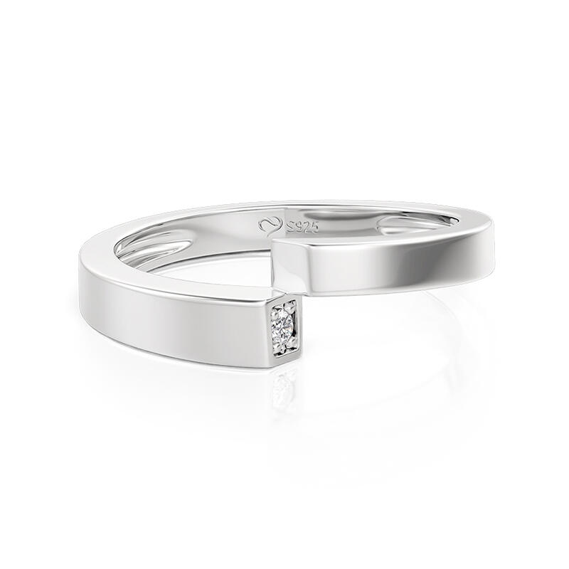 Jeulia Custom Men's Name Wedding Band with Side Bypass