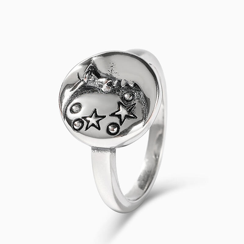 Jeulia "Moon and Stars" Sterling Silver Ring