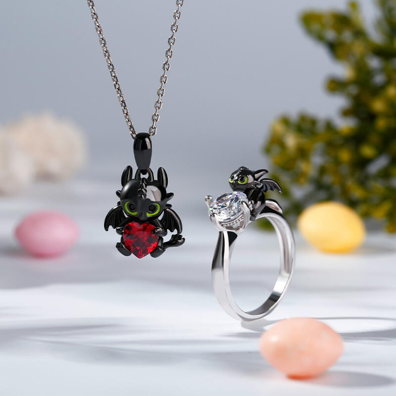 Jeulia Hug Me "Show Your Heart" Dragon Heart Cut Sterling Silver Necklace