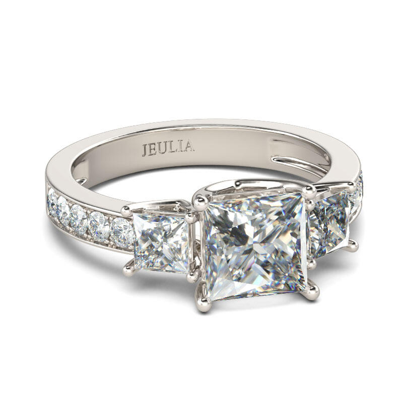 Jeulia Anillo Con Tres Piedras Simples De Talla Princesa En Plata De Ley