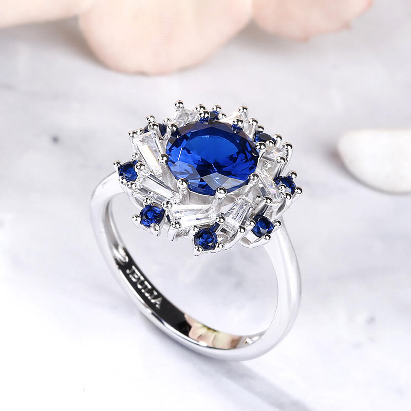 Jeulia Halo Round Cut Sterling Silver Ring