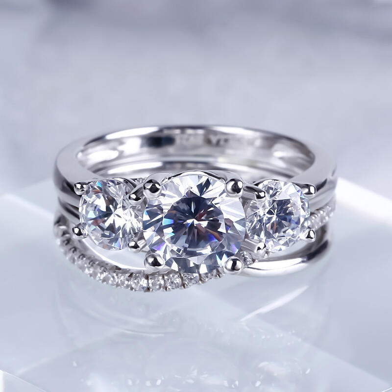 Jeulia Conjunto De Anillos Cruceros Con Tres Piedras De Talla Redonda En Plata De Ley