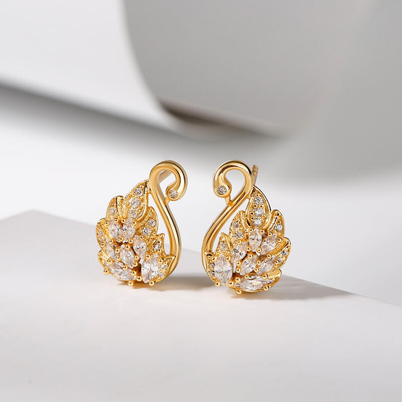 Jeulia Aretes de plata de ley con diseño de cisne