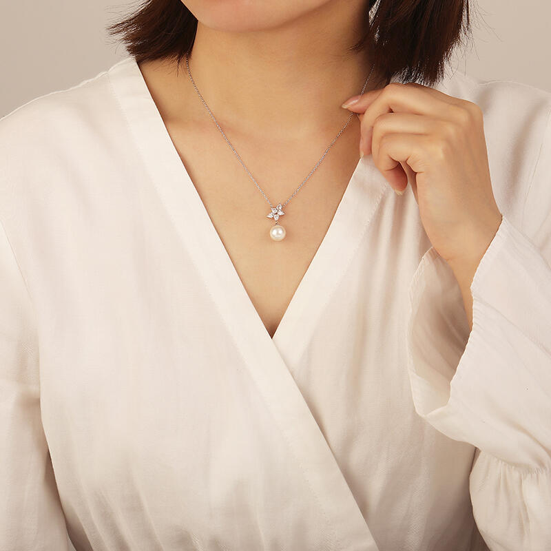 "Garten der Klarheit" Süßwasserperlen-Halskette 9,5-10 mm