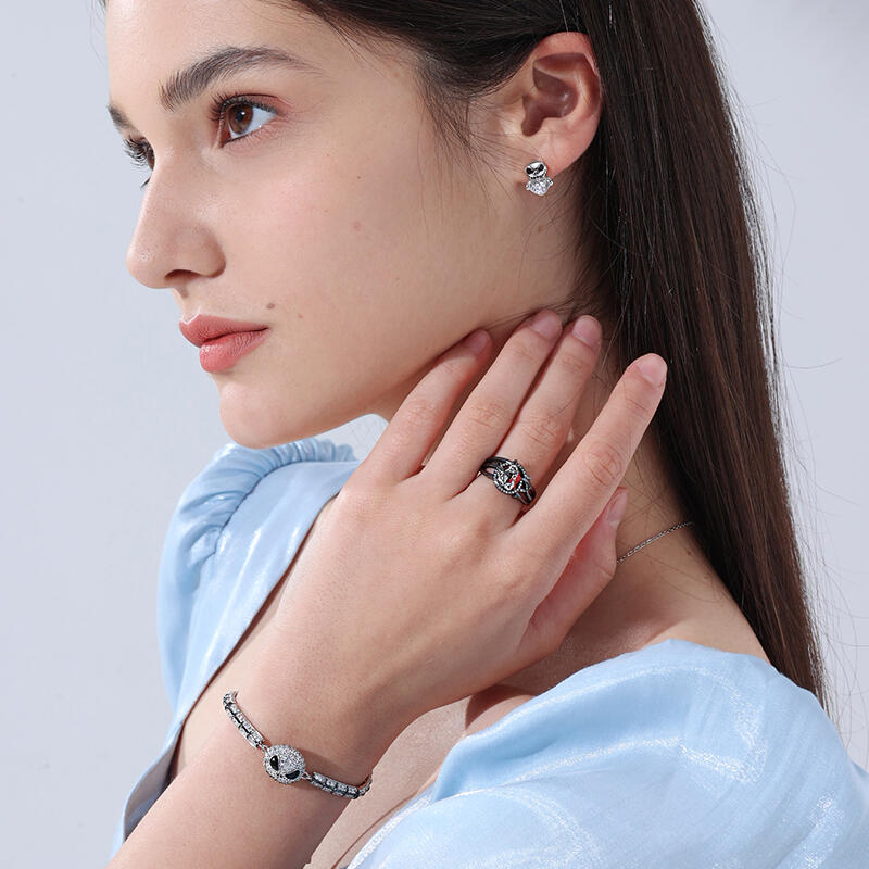Jeulia Pesadilla Antes De Navidad Pulsera De plata Esterlina