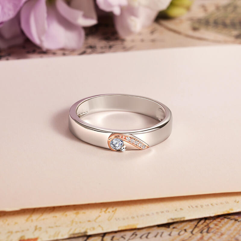 Jeulia Alianza de Boda para Mujer Corazón Dos Tonos de Plata de Ley