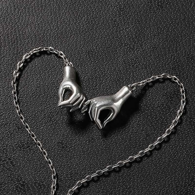 Jeulia Collar con colgante de gestos de plata de ley