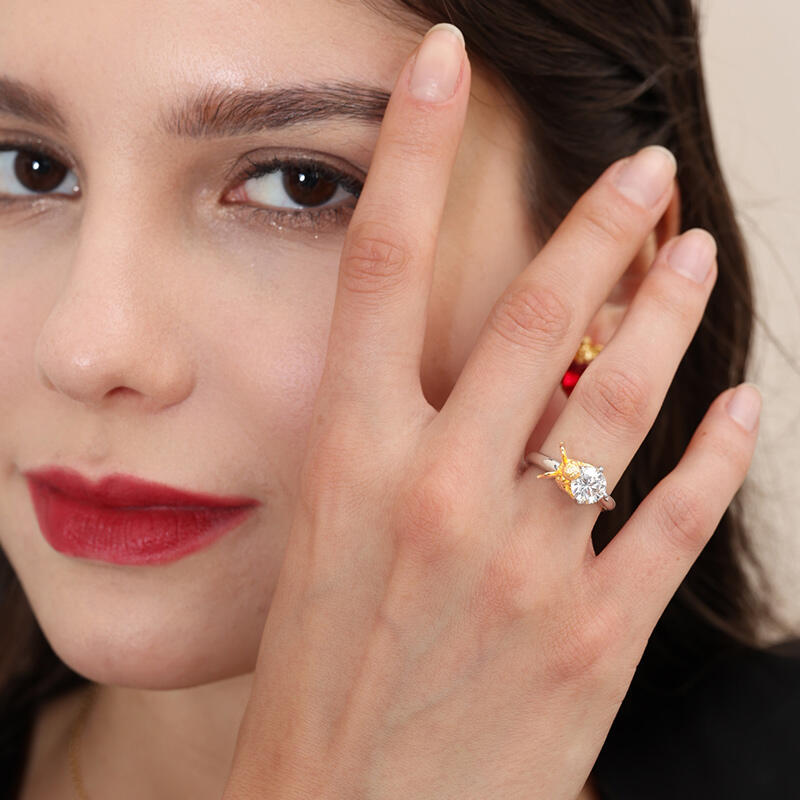 Jeulia anillo de compromiso de ángel con alas lindas de plata corte redondo