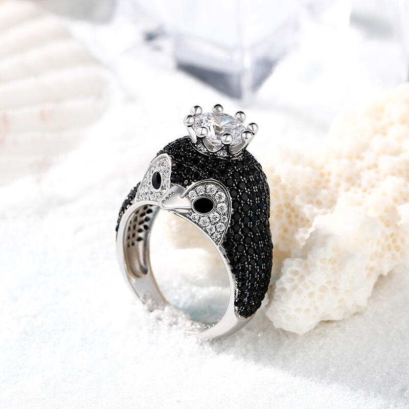 Jeulia "Be Your King" Penguin Sterling Silver Ring