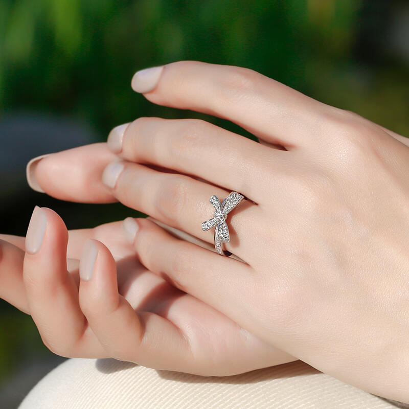 Jeulia Bowknot Design Round and Emerald Cut Sterling Silver Ring