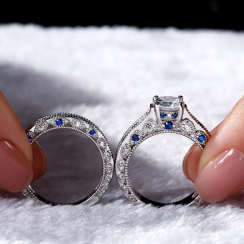 Jeulia Vintage Round Cut Sterling Silver Ring Set