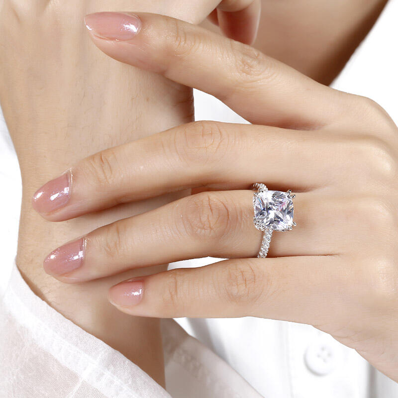 Jeulia Classic Cushion Cut Sterling Silver Ring