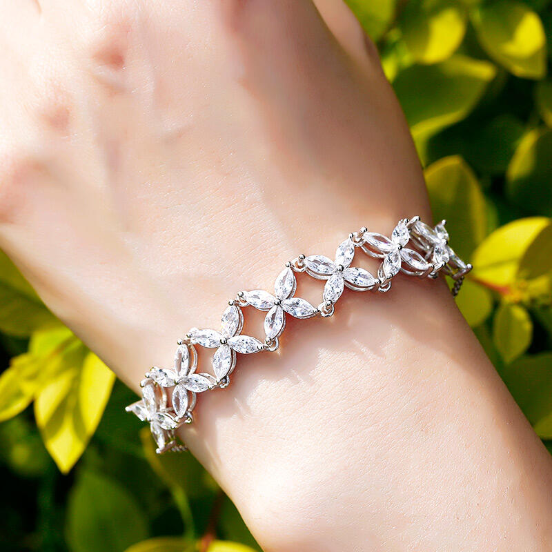 Jeulia "Gorgeous Beauty" Marquise Cut Sterling Silver Bracelet