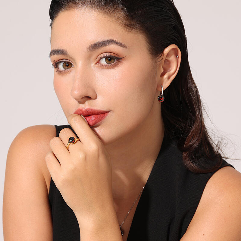 Jeulia Anillo con manzana venenosa en dos tonos de plata de ley