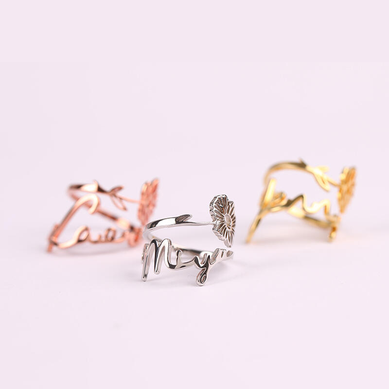 Bague Personnalisée Fleur de Naissance avec Prénom en Argent