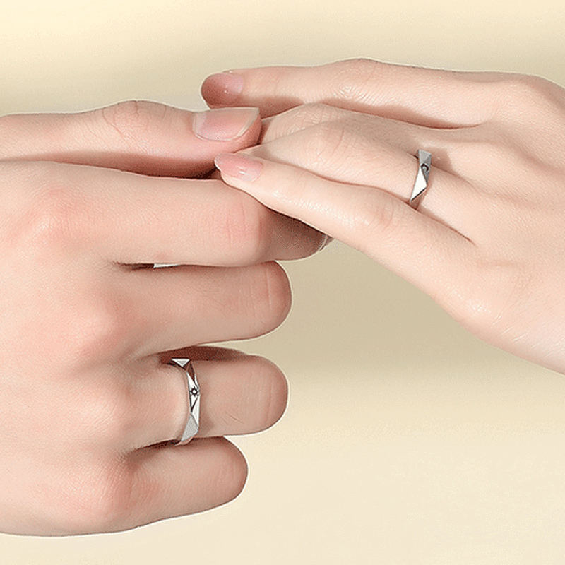 Jeulia Moon Sterling Silver Adjustable Women's Band