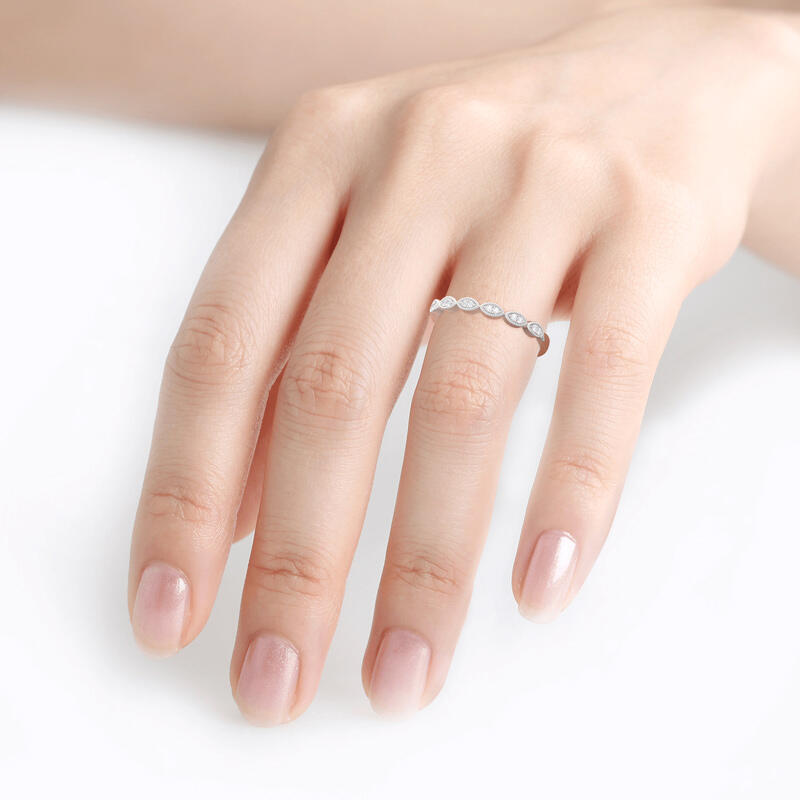 Jeulia Anillo 10K/14K/18K Oro Milgrain Vintage En Oro