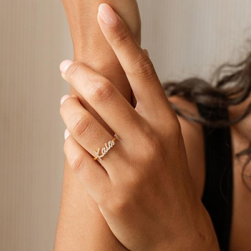 Anillo Personalizado con Nombre y Diamante Romántico Regalo para Novia