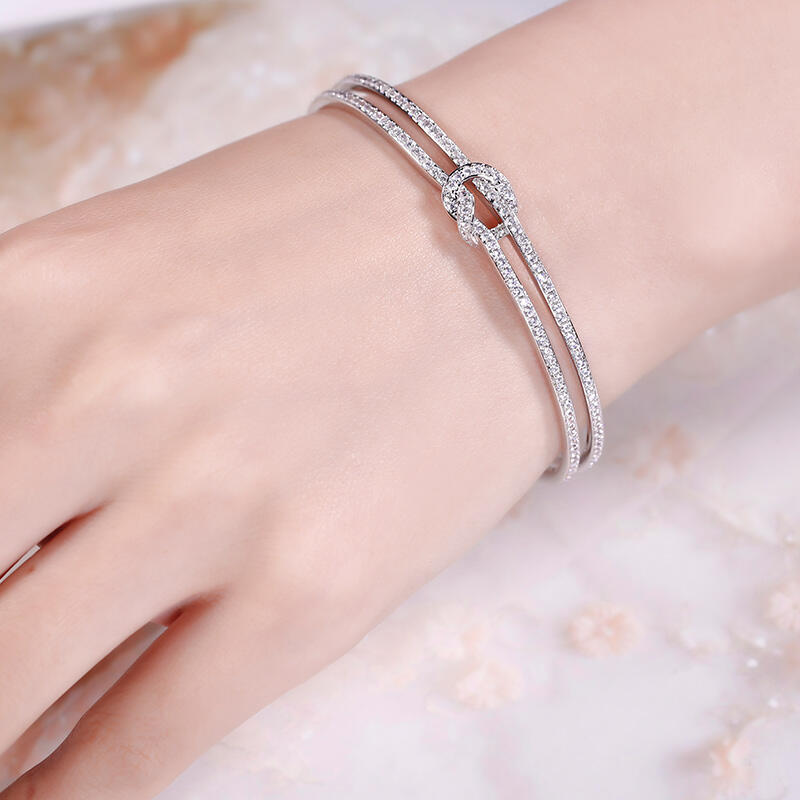 Jeulia Knot Design Sterling Silver Bangle Bracelet