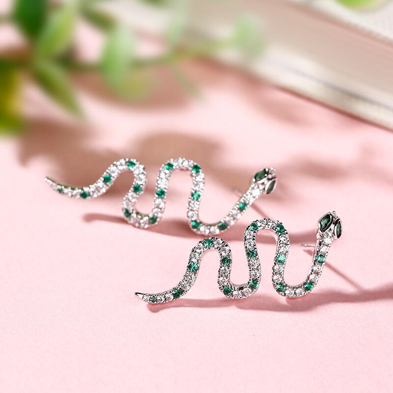 Jeulia "Spiritual Rebirth" Snake Shape Sterling Silver örhängen