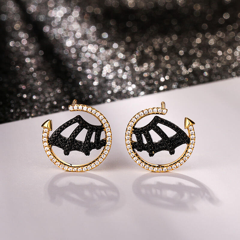 Jeulia "Embrace the Night" Bat Wing Sterling Silver Earrings