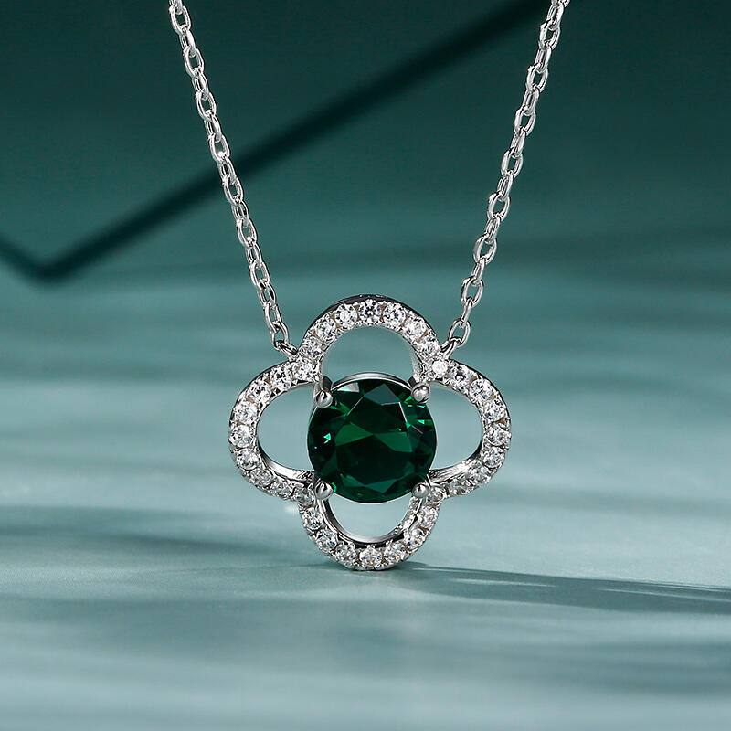 Jeulia Collar 10K/14K/18K oro de forma de trébol cuatro hojas con corte redondo