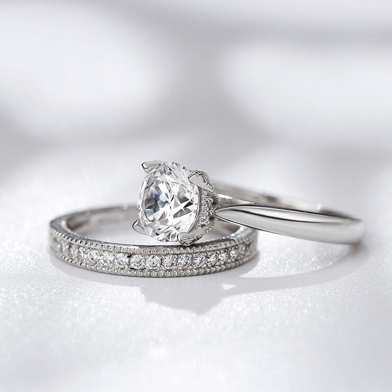 Jeulia Conjunto De Anillos Clásicos De Talla Redonda En Plata De Ley
