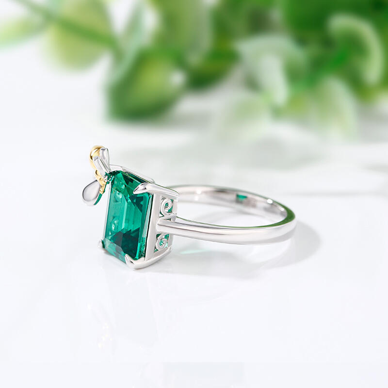 Jeulia "Honey Bee" Emerald Cut Sterling Silver Ring