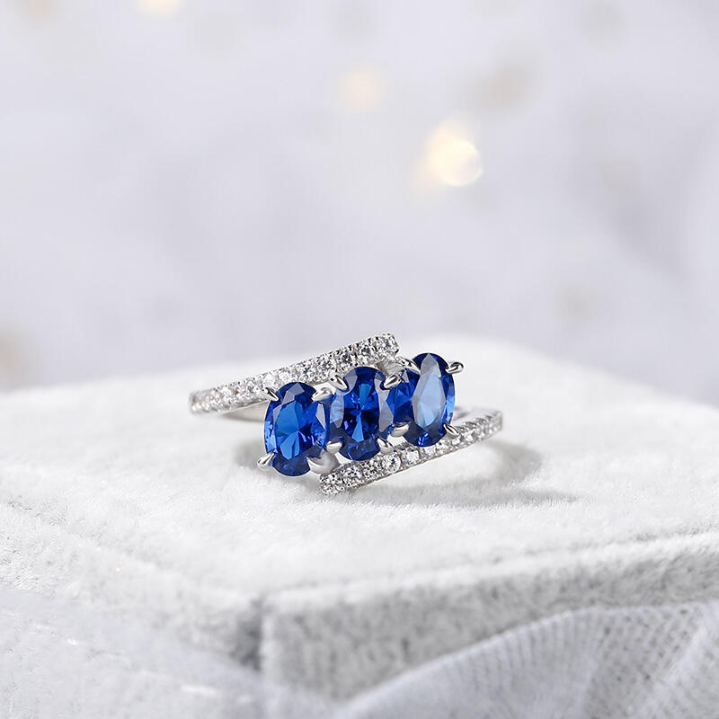 Jeulia Anillo Con Rama De Corte Ovalado En Plata De Ley