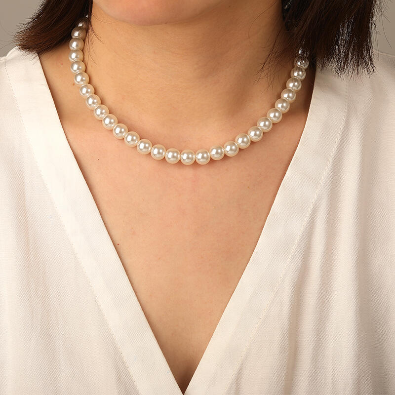 "Mondenglanz" 8.5-9.0mm Süßwasserperlenkette