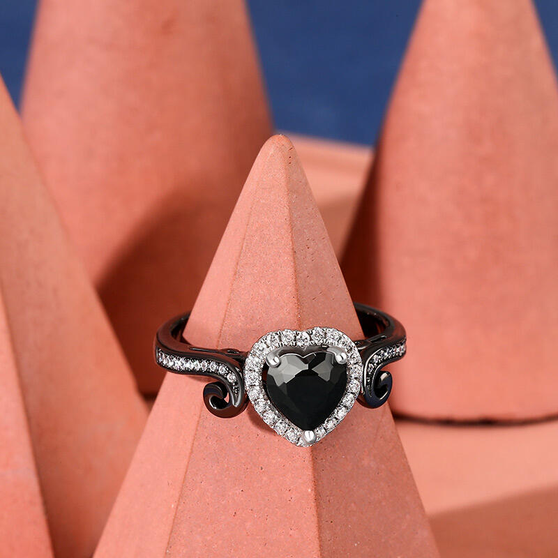 Jeulia "Love in the Moonlight" Black Heart Cut Sterling Silver Ring